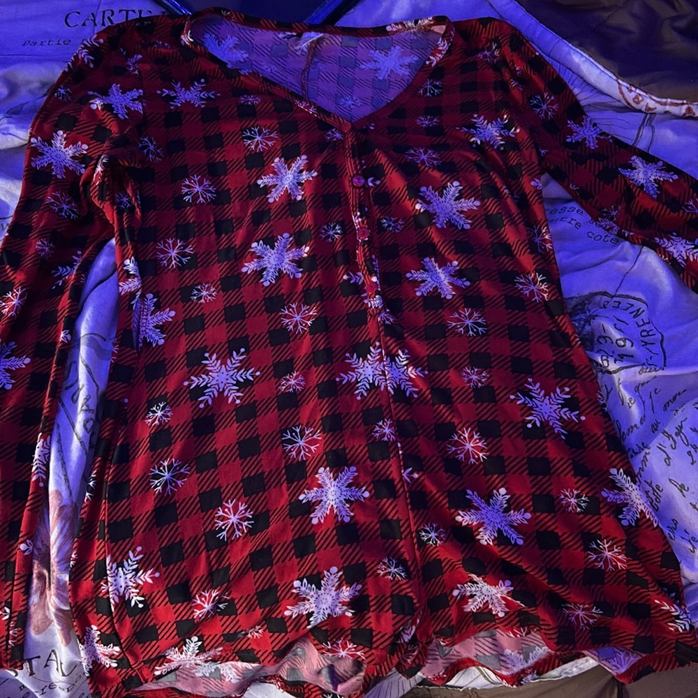 Fashion Nova Let It Snow PJ Romper Onesie- Red/Black